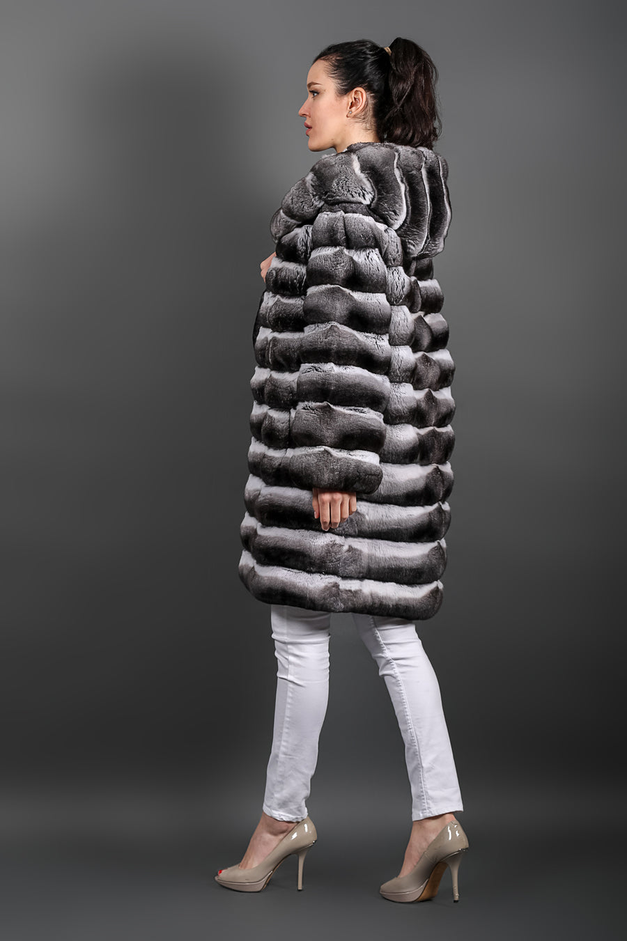 Fur Collection Natural Chinchilla Fur coat with hood for women – Fur Caravan